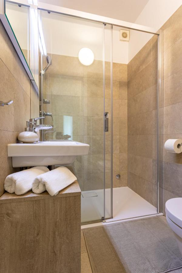 Apartments House Barbara Kornić Zewnętrze zdjęcie