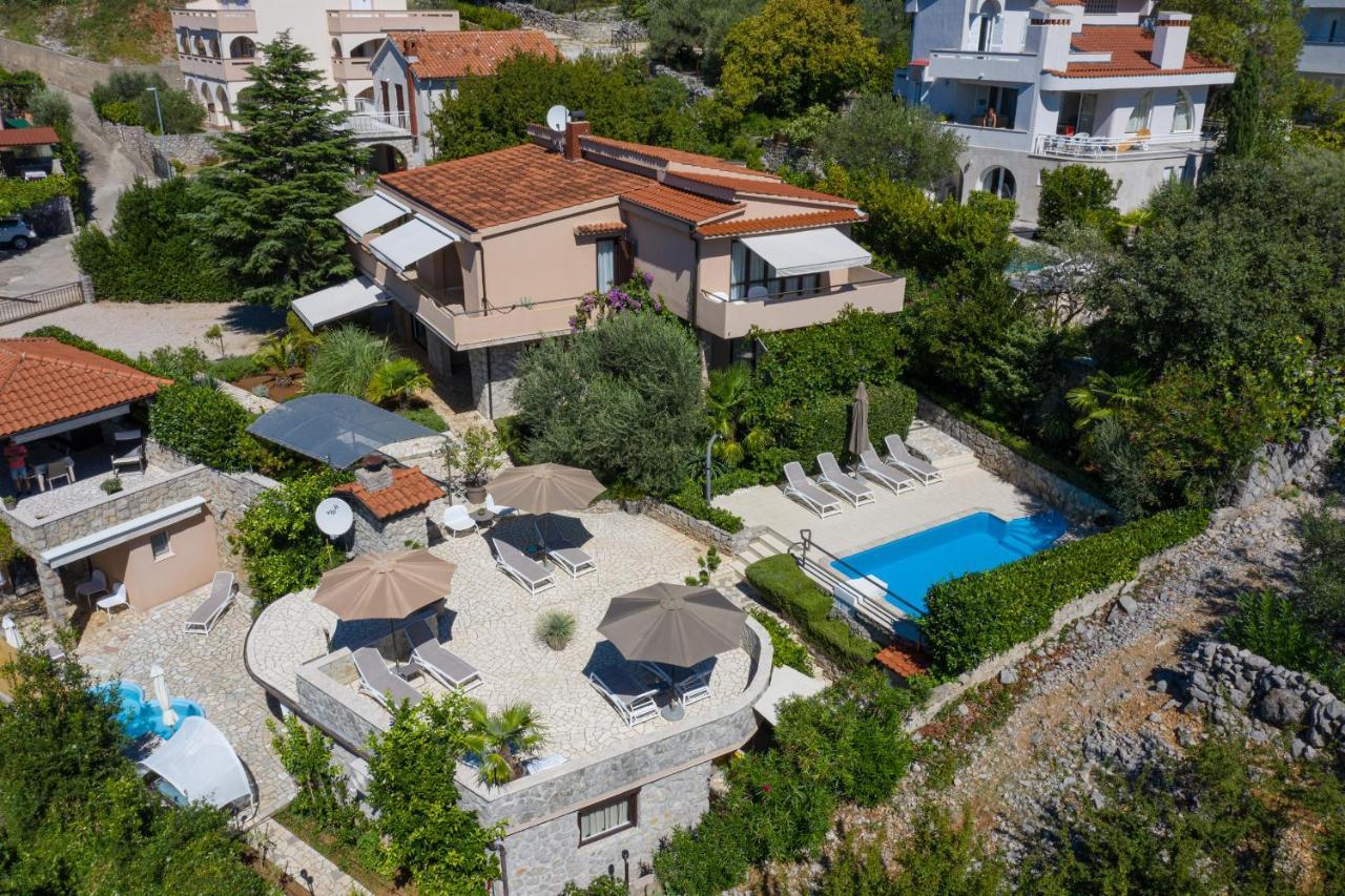 Apartments House Barbara Kornić Zewnętrze zdjęcie