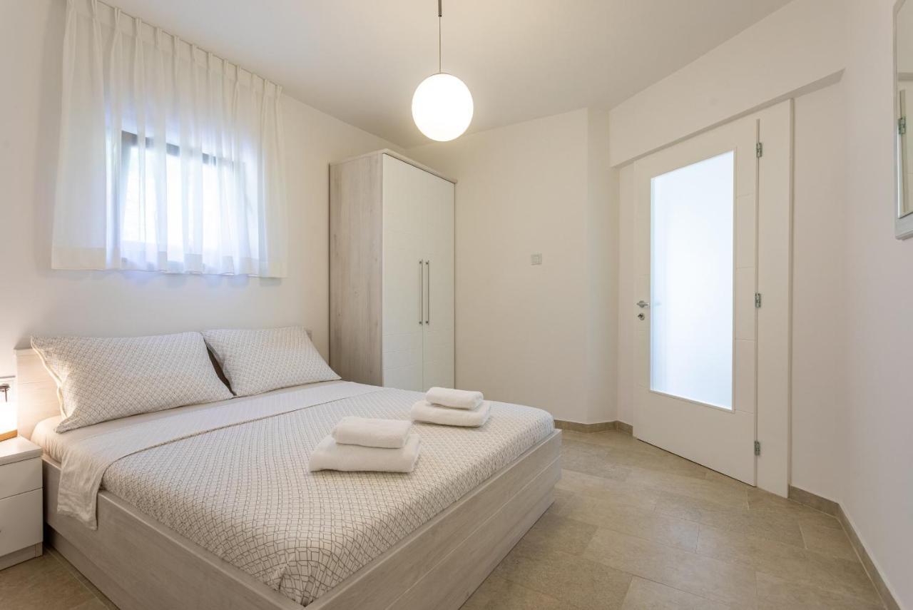 Apartments House Barbara Kornić Zewnętrze zdjęcie